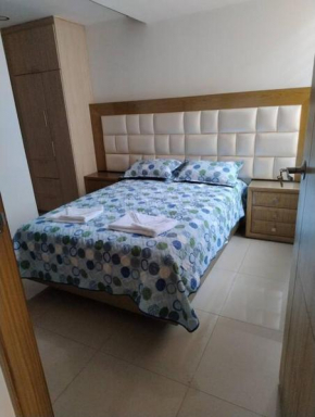 Apartamento de lujo llano alto ascensor piscina